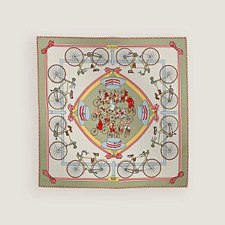 オリバーガル　エルメス　45×45 ガヴロッシュ 45 《アルネ・ドゥ・クール》 | Hermès - エルメス